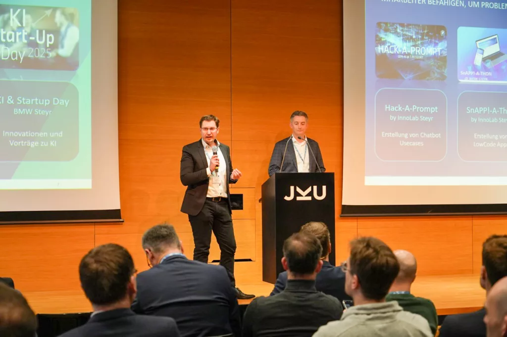 Präsentation in einem Konferenzraum.